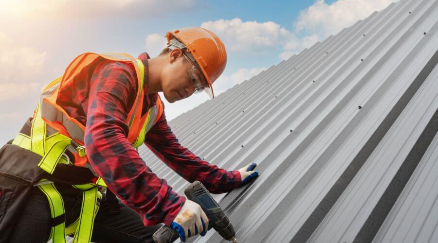 Professional residential roofers in Kingman, IN
